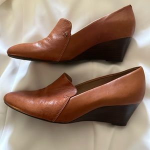 Aerosoles Heelrest Brown Leather Closed Toe Loafer Size 9
